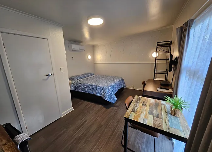 Rockfield Motel