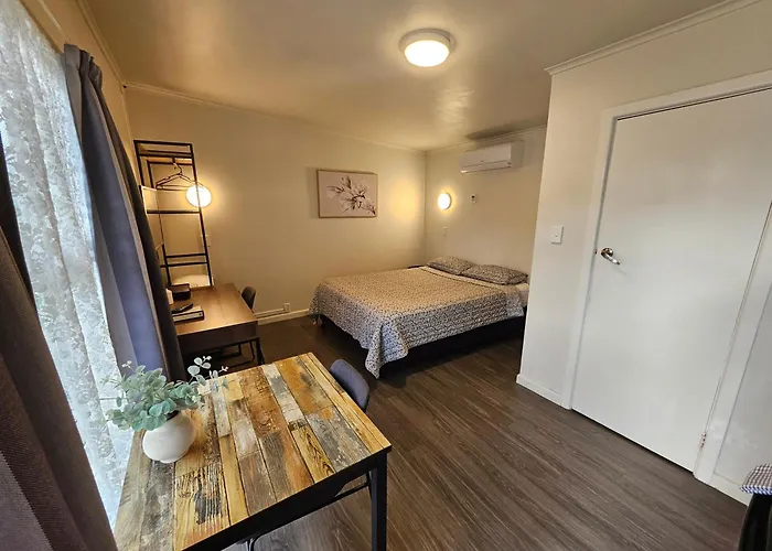 Rockfield Motel